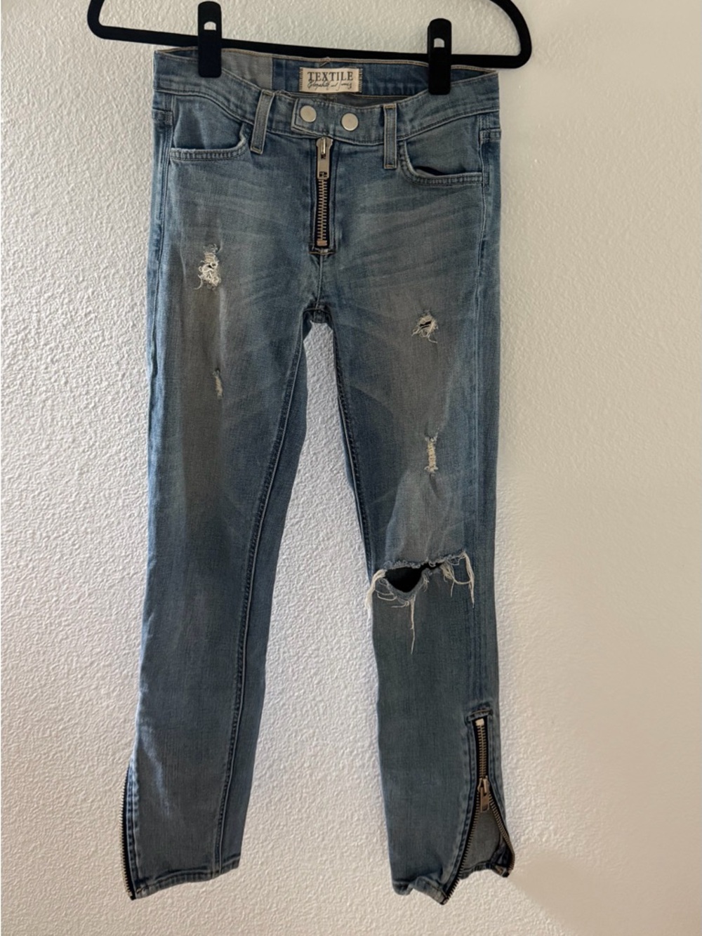 Elizabeth and James Designer Distressed Blue Women’s Jeans